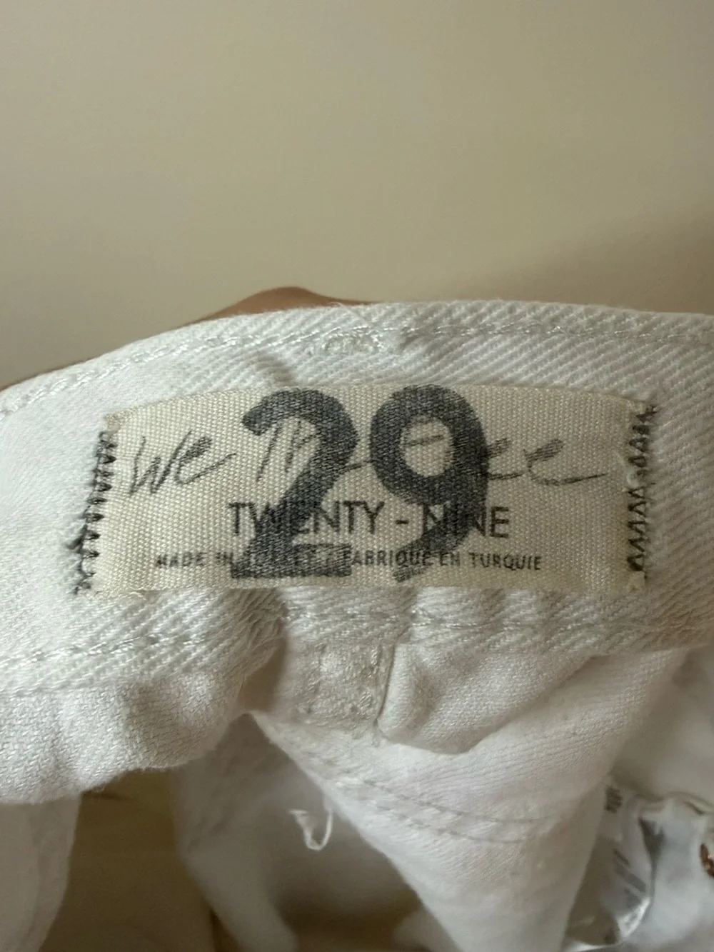FREE PEOPLE WE THE FREE Maggie Beachy Shredded Distressed White Cropped Jeans